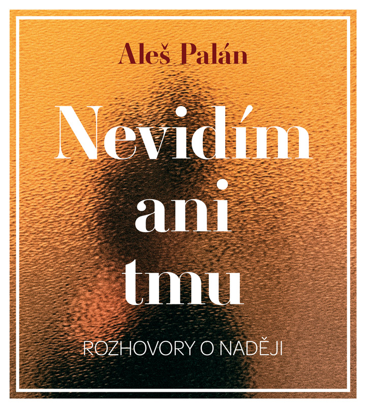 Ženy promlouvající ze tmy